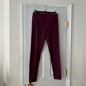NWT VS Victoria Sport Knockout TIGHTS LEGGINGS BURGUNDY MED LONG Body Wick